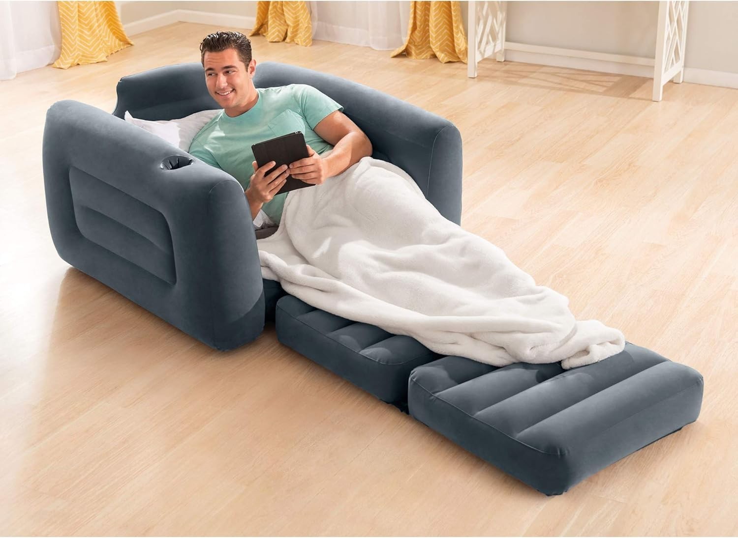 Inflatable Pull-Out Chair – 2-in-1 Bed & Lounger with Cupholder