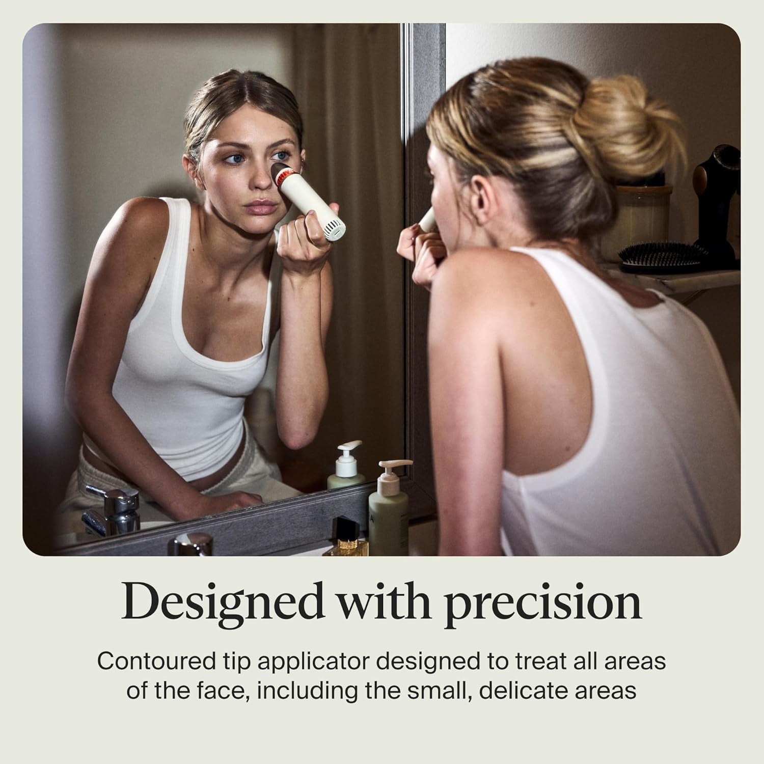 Hot & Cold Depuffing Face Wand Eye Massager Dark Circles Glow