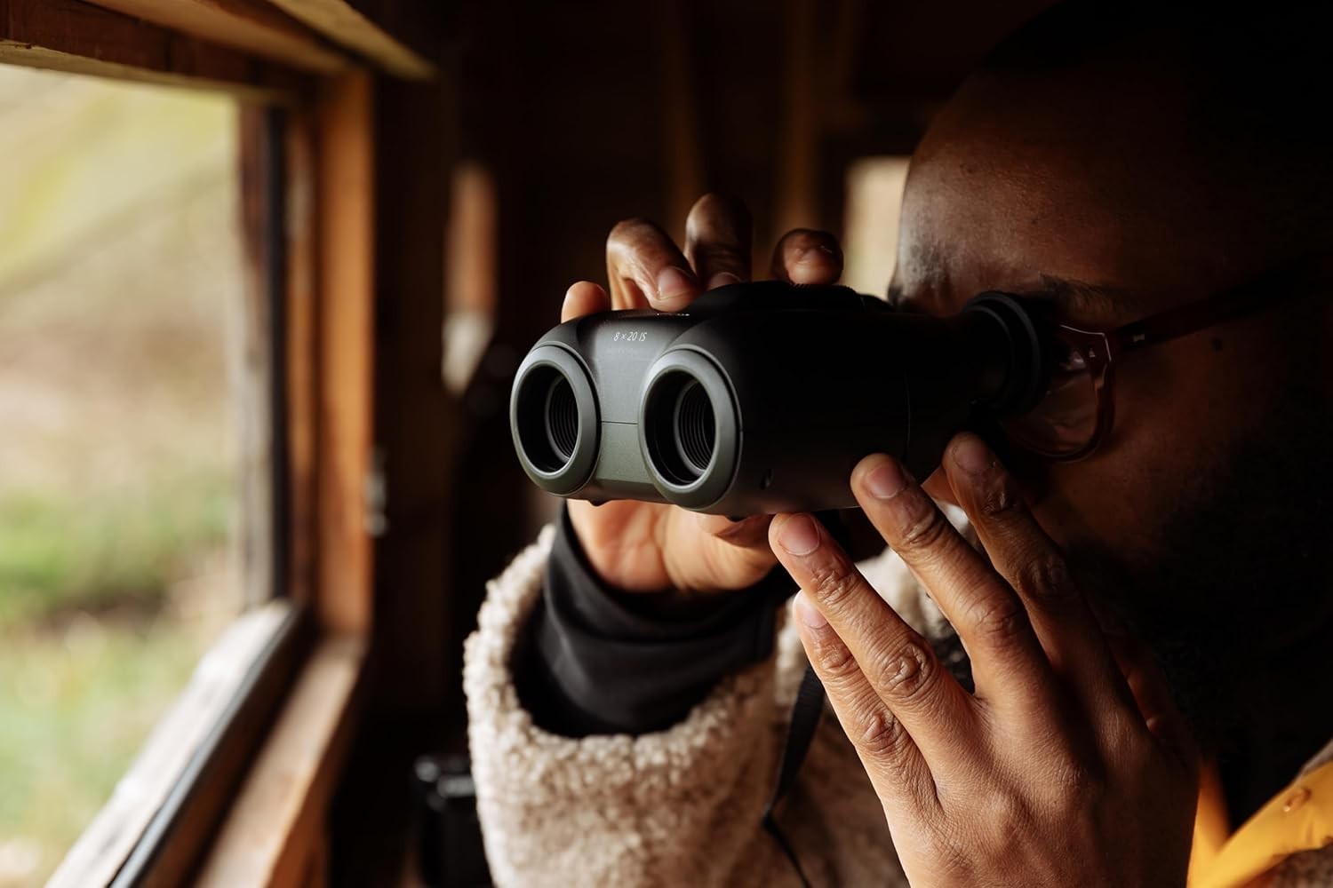 8x20 Compact Image-Stabilised Travel Binoculars HD Lightweight Waterproof