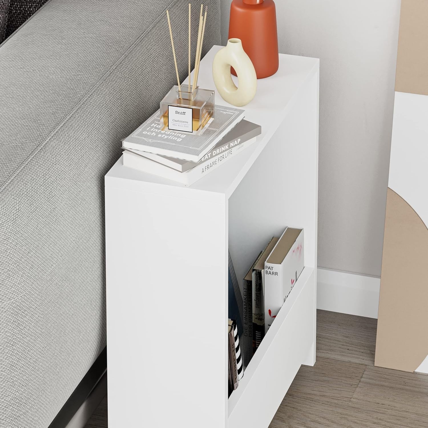 White Side Table with Magazine Rack – Compact Storage & Stylish Design