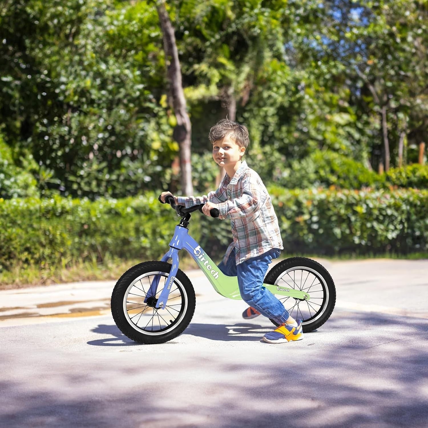 14 Inch Kids Balance Bike Air Tires Adjustable Seat Lightweight Age 3-6