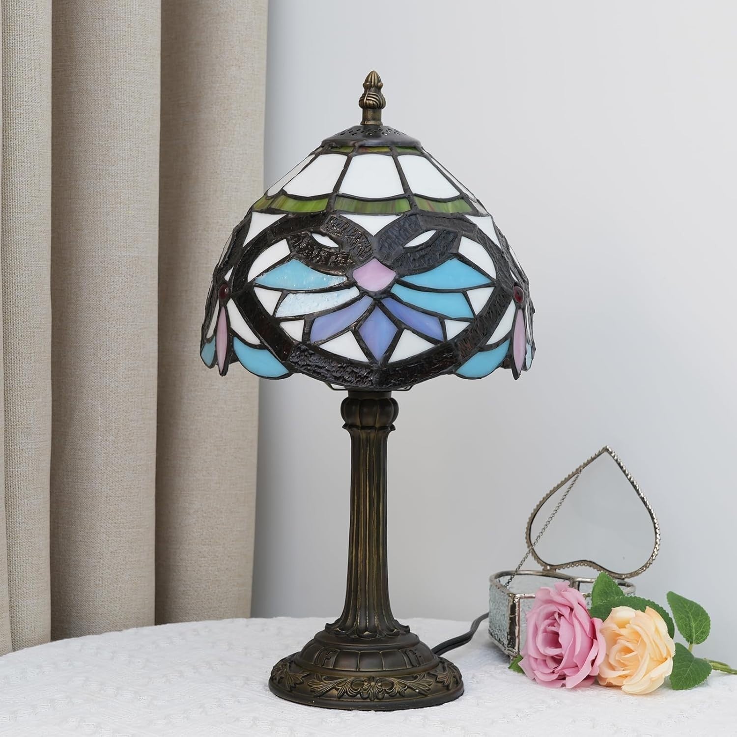 Stained Glass Tiffany Table Lamp - Bedside, Bedroom, Living Room Decor