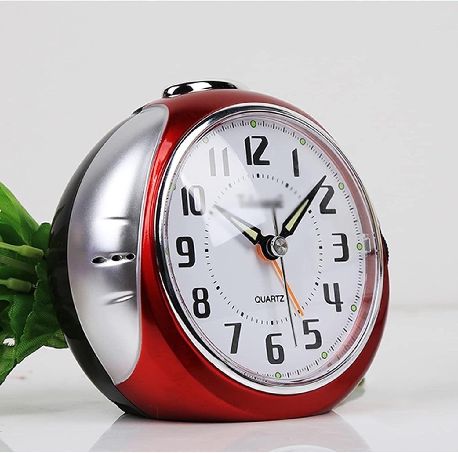 Silent Alarm Clock 5 Inch Non Ticking No Snooze Loud Heavy Sleepers
