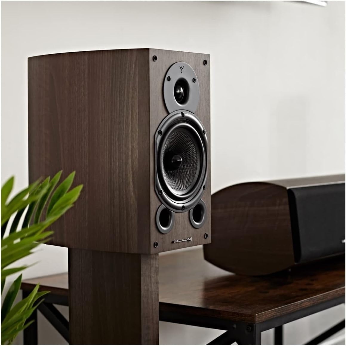 Wharfedale Diamond 9.1 100W Bookshelf Speakers Pair Walnut Finish