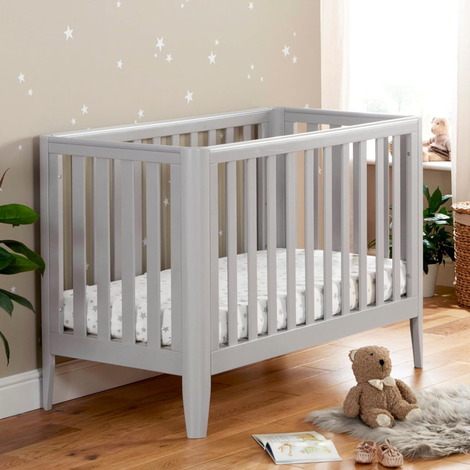 Convertible Mini Toddler Bed Baby Cot Bed and Sofa Adjustable Height Grey