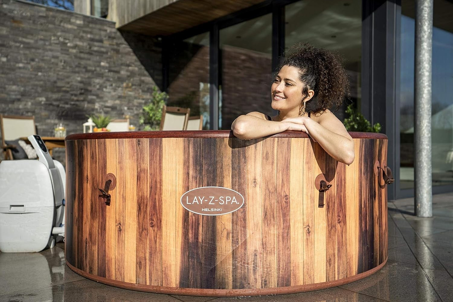 Inflatable Hot Tub Spa 180 Air Jet Wood Effect 5–7 Person Garden