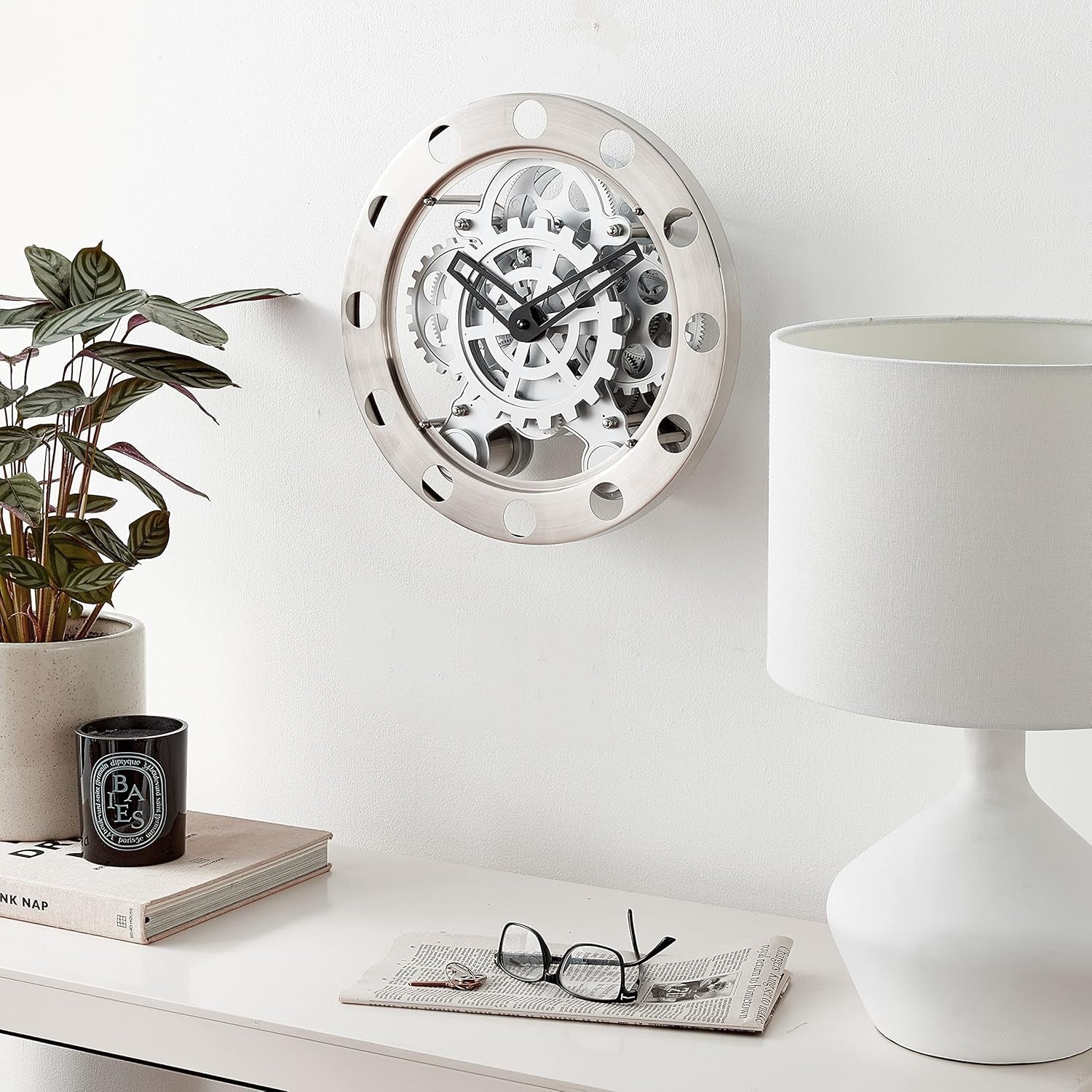 Modern Moving Gears Wall Clock | Battery Powered, Stylish Analog Decor