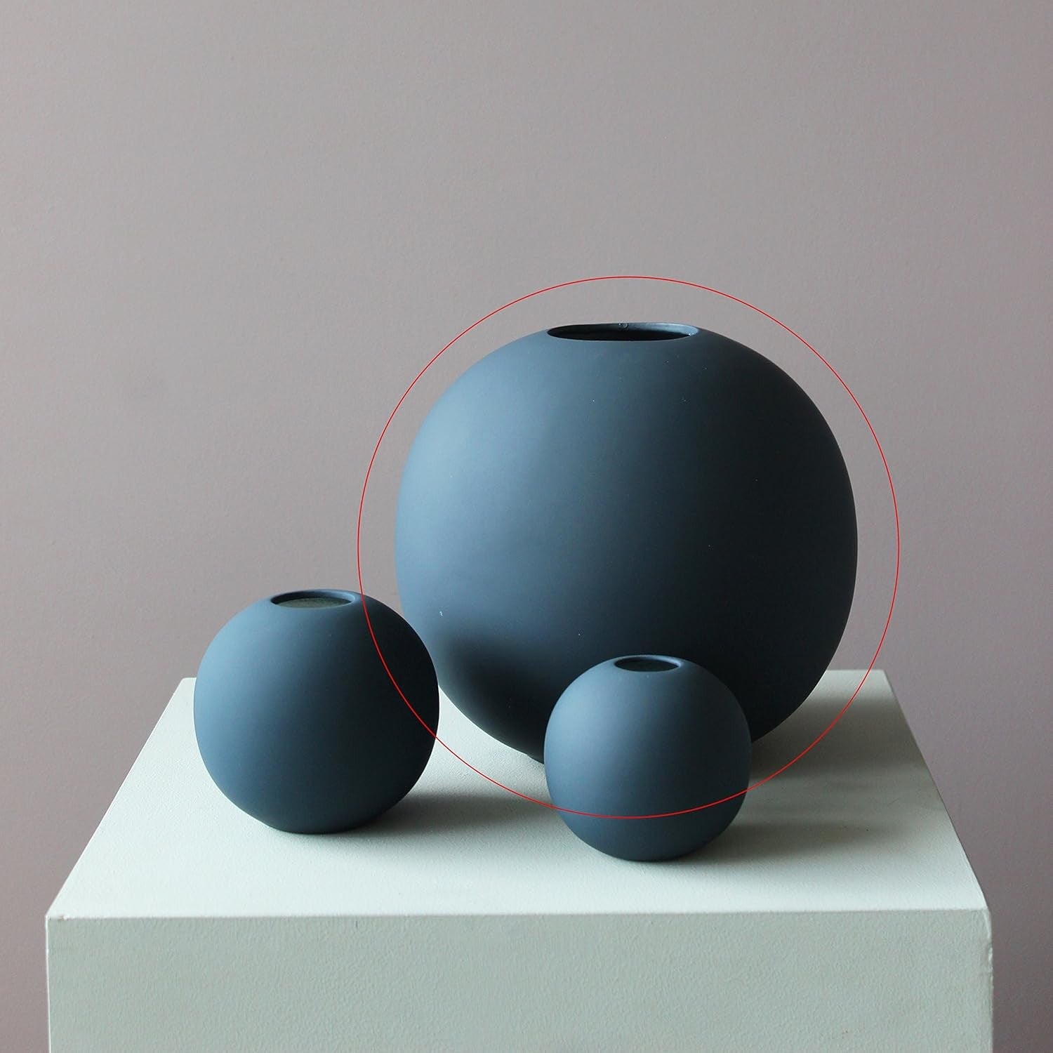 Midnight Blue Ceramic Ball Vase 20cm Modern Round Table Home Decor