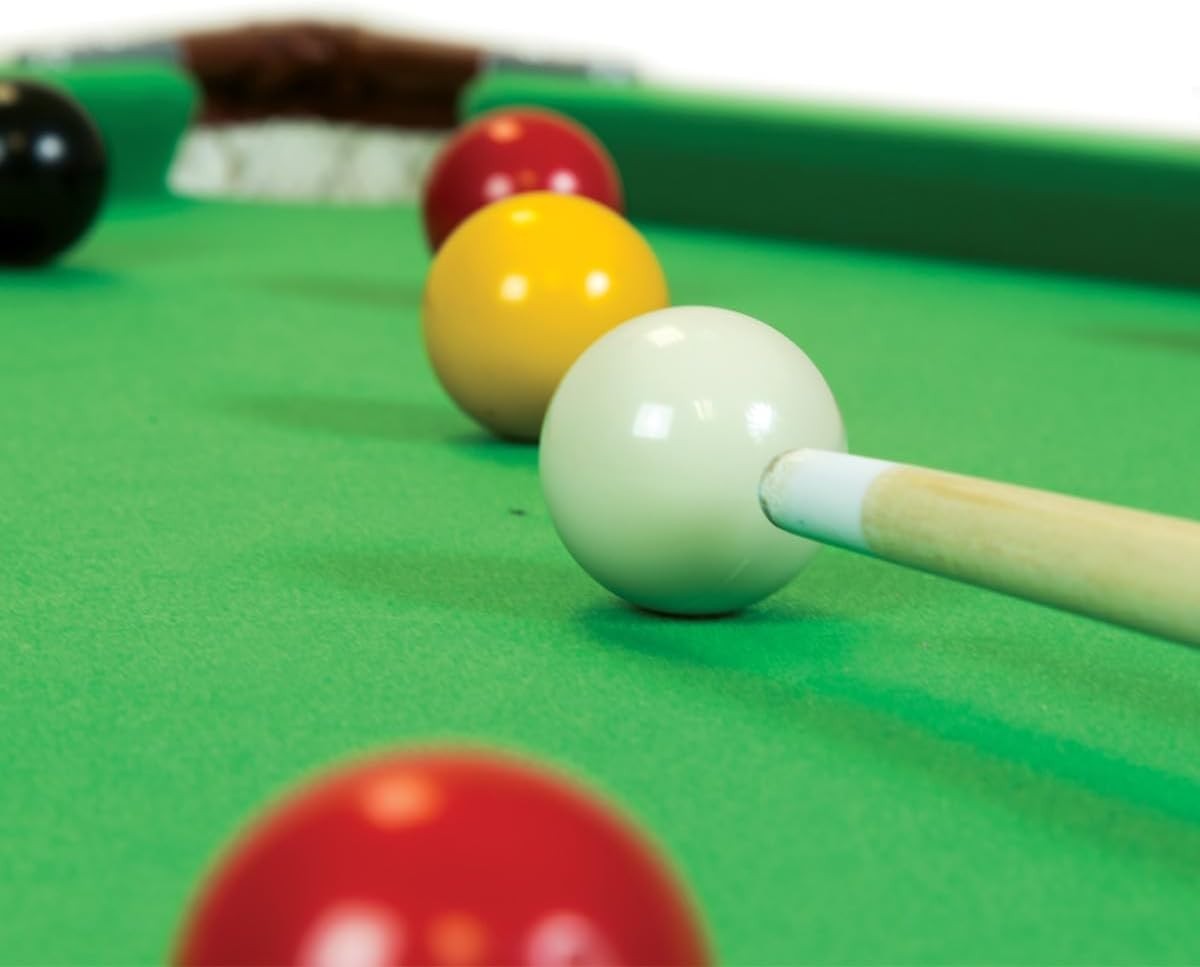 4ft 6in Folding Snooker Pool Table Green w Balls 2 Cues Scoreboard