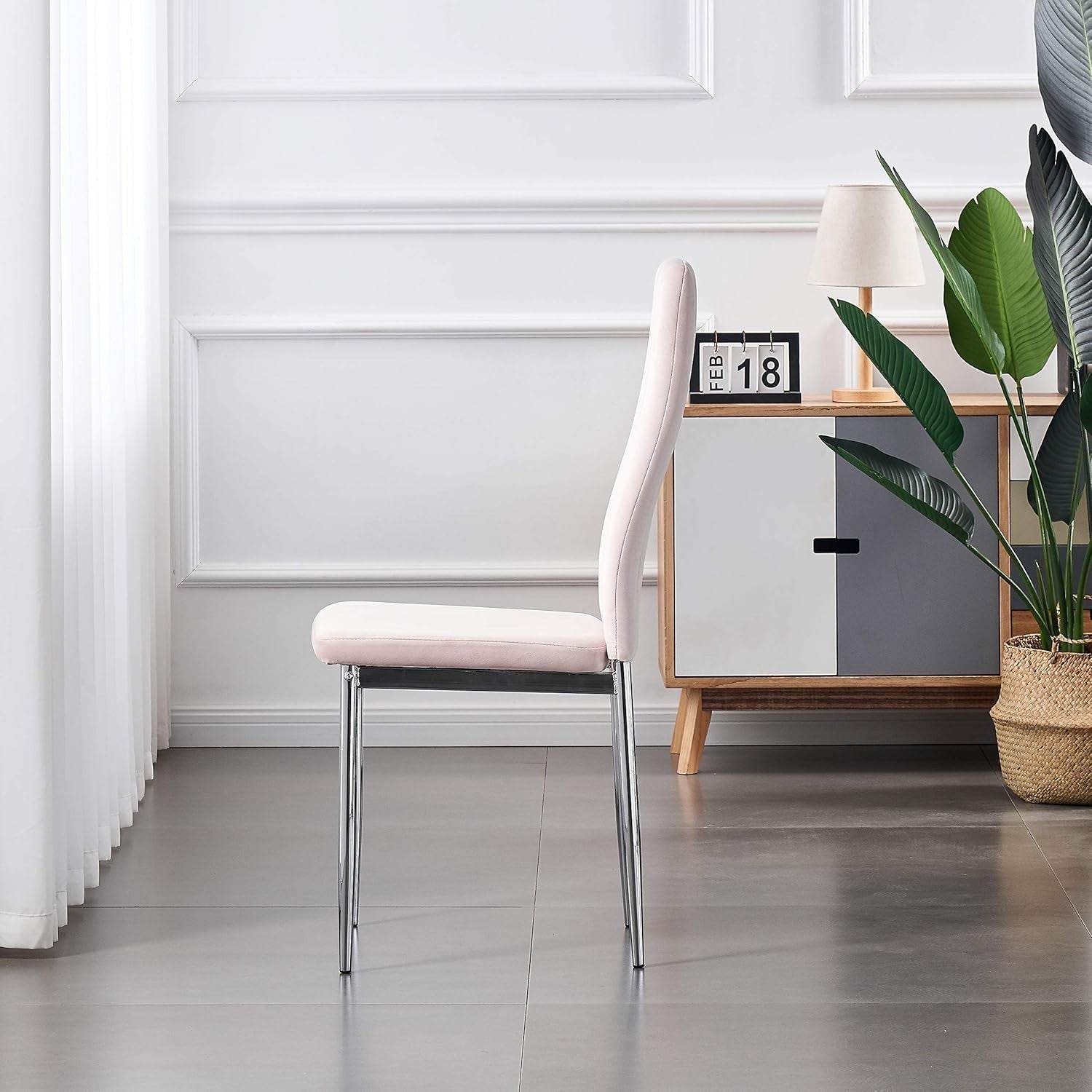Modern 4-Seater Dining Set with White Gloss Table & Pink Velvet Chairs