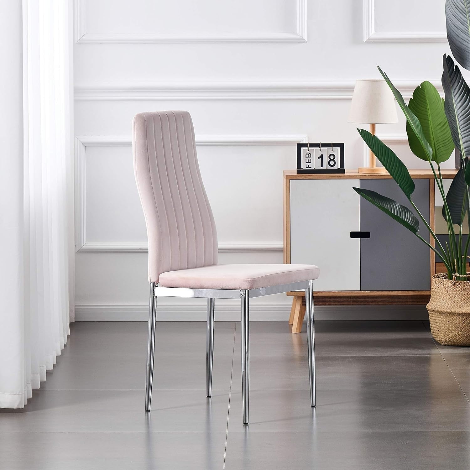 Modern 4-Seater Dining Set with White Gloss Table & Pink Velvet Chairs