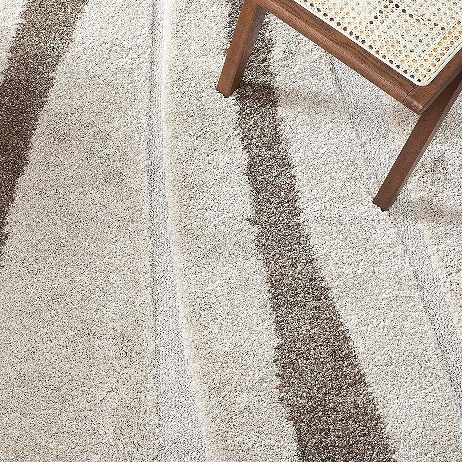 Neutral Handmade Shaggy Area Rug 120x170cm Thick Pile Soft Anti-Slip Carpet