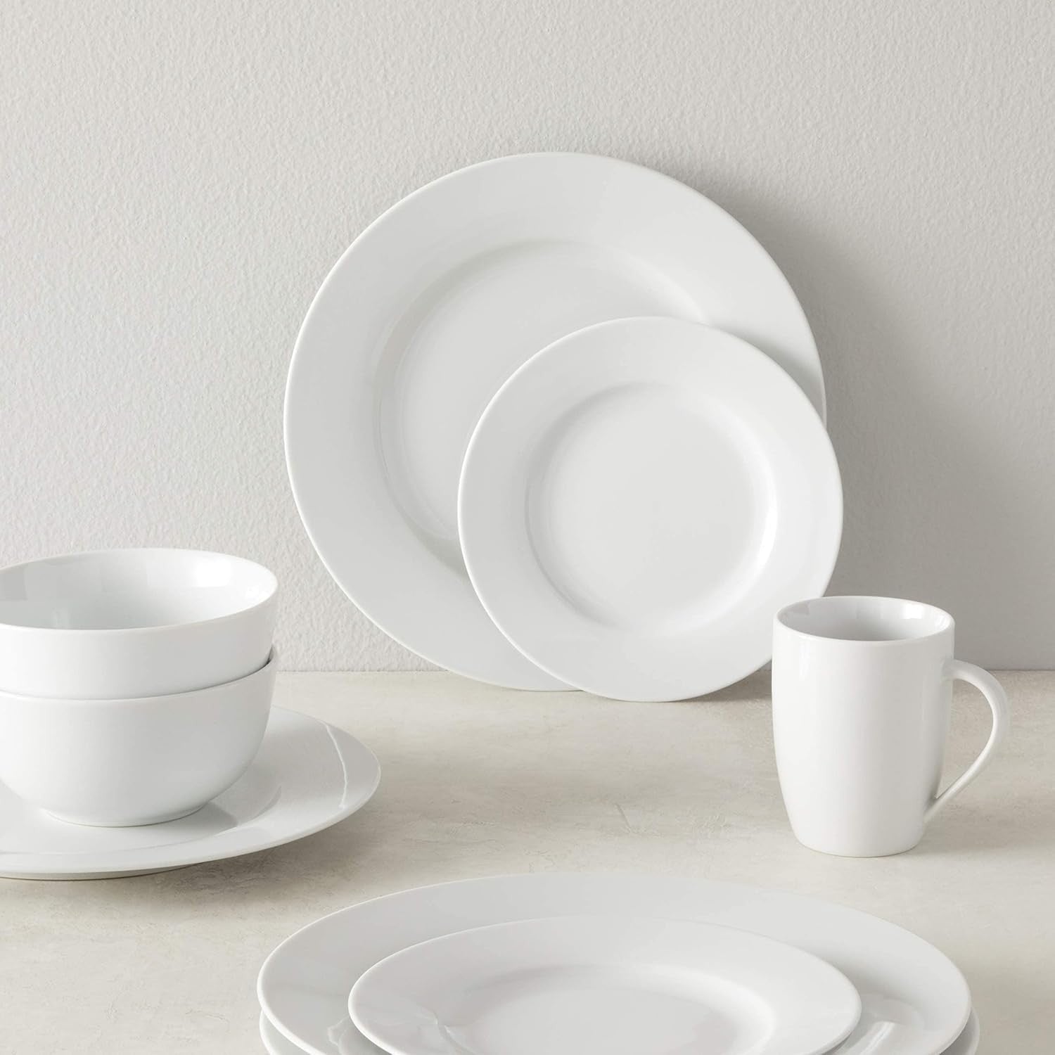 16pc Porcelain Dinnerware Set Plates Bowls Mugs Microwave Dishwasher Safe