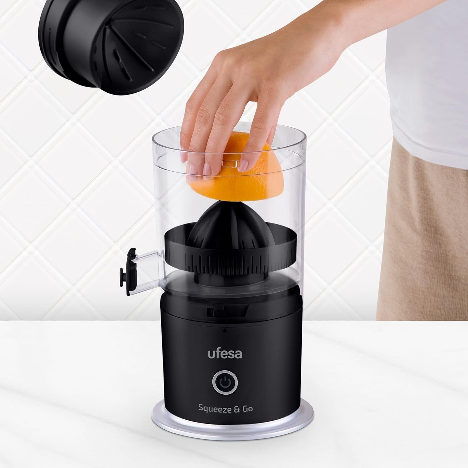 Portable Electric Citrus Juicer USB Rechargeable BPA Free 220ml Cordless