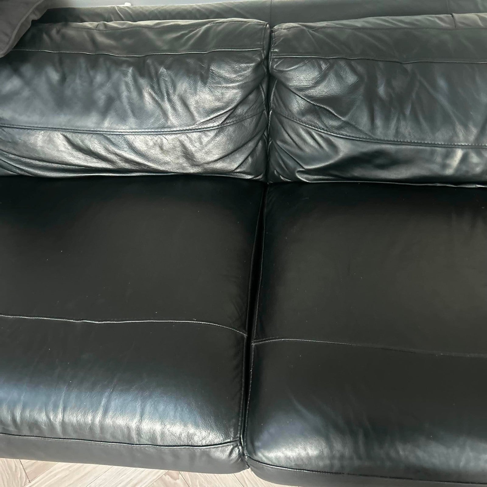Elegant Black Luxe Leather Corner Sofa (PTP)