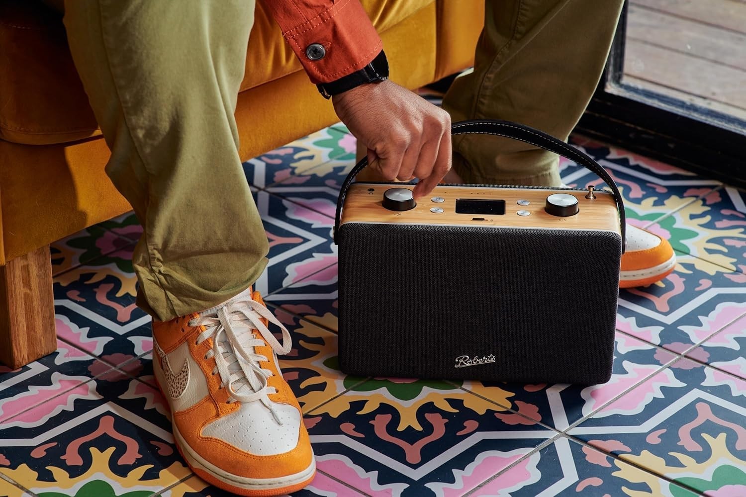 Internet FM/DAB/DAB+ Digital Radio with Bluetooth, Alexa & Chromecast
