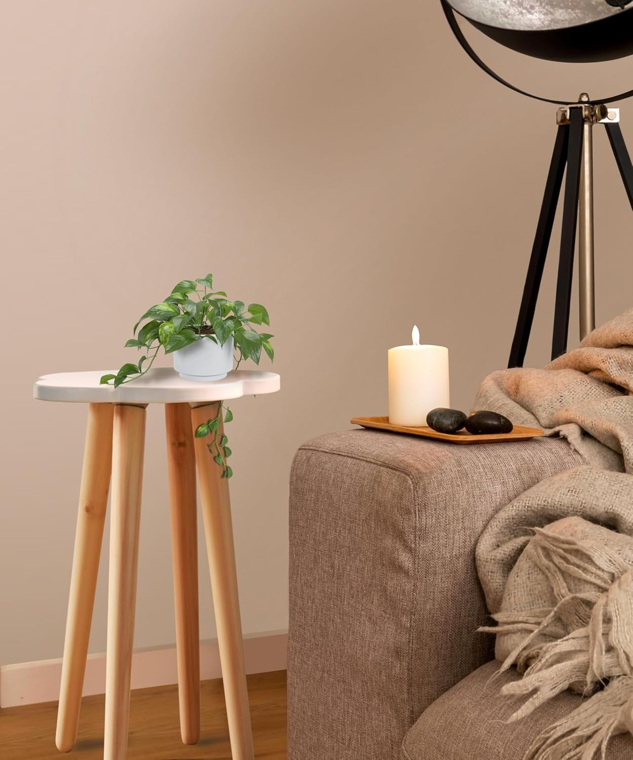 Modern White Side Table 62cm Tall Wooden Plant Stand Nordic Bedside Table