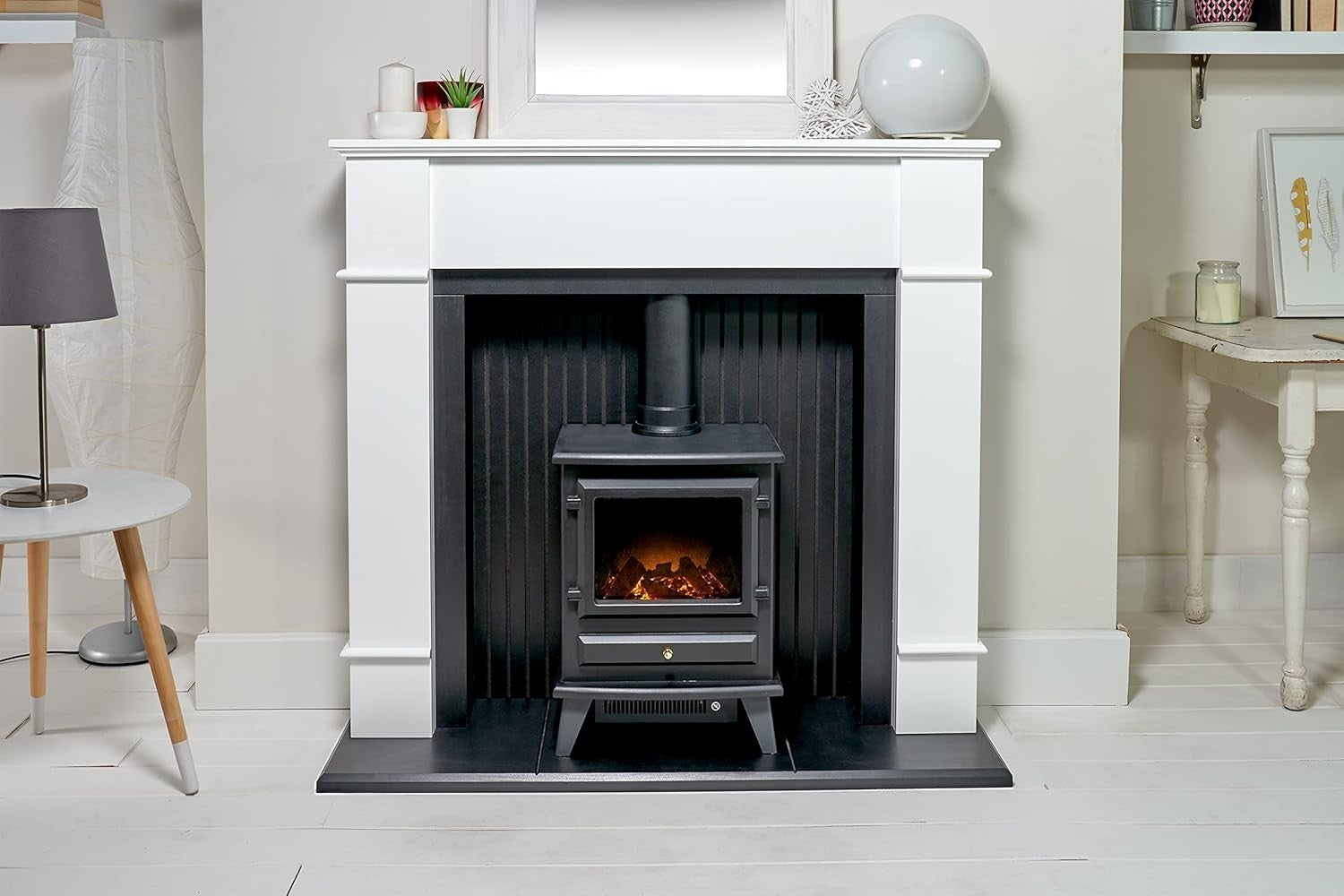 Freestanding White Electric Fireplace Stove 0.9-1.8kW LED Flame Heater