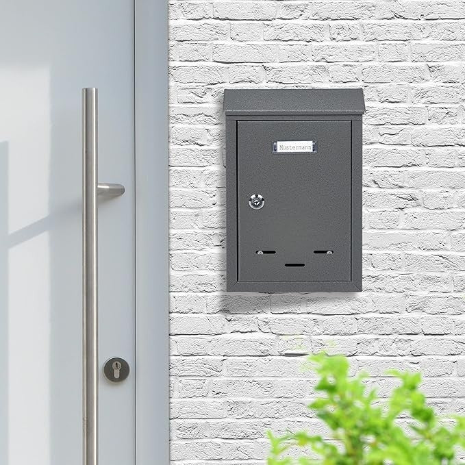 Lockable Wall Mounted Post Box with Keys – Compact Metal Mailbox Grey