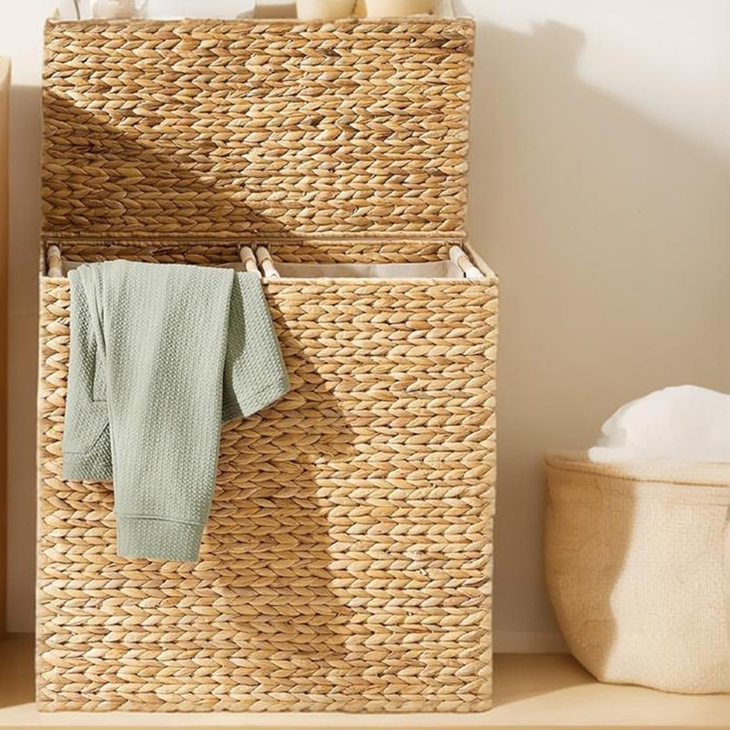 Extra Large Water Hyacinth Laundry Hamper with Lid & 2 Liners | 70cm Basket