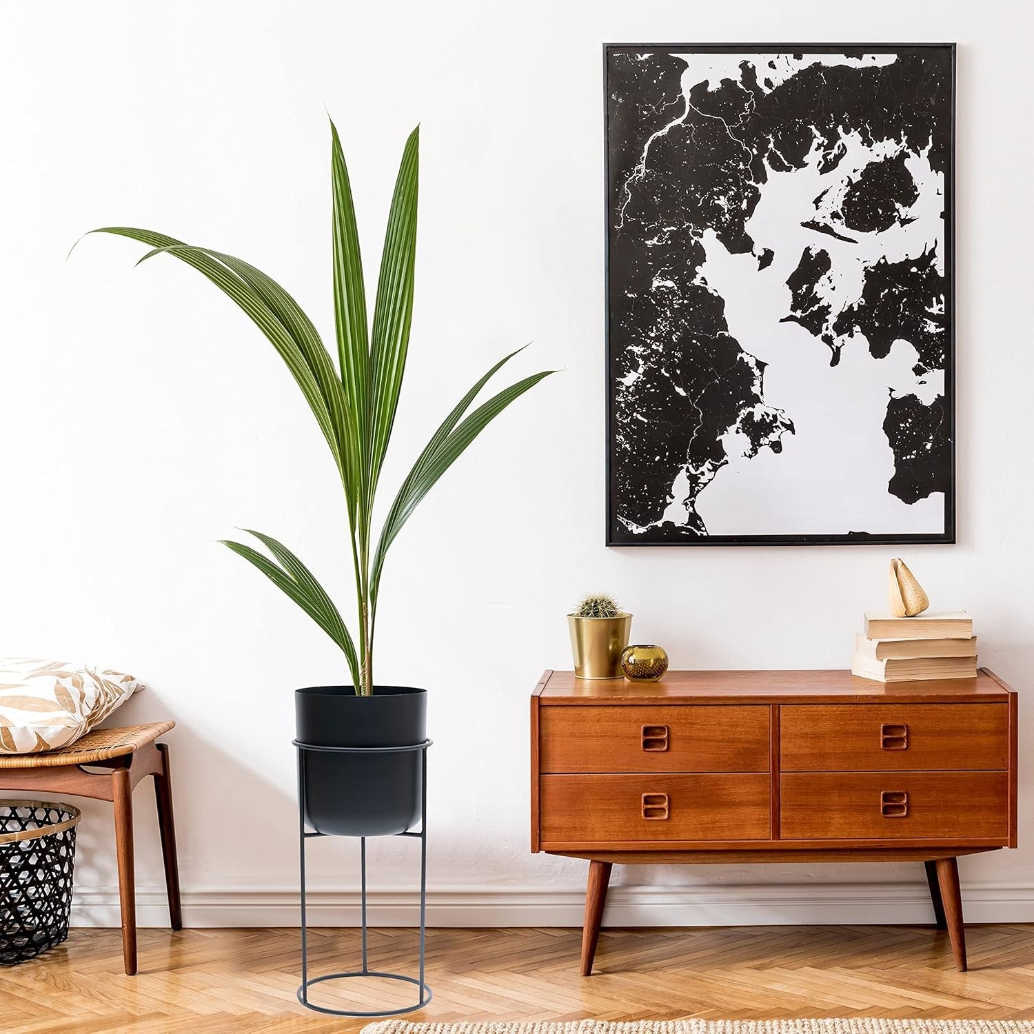 Black Metal Plant Stand with Pot 50cm Tall Indoor Modern Decorative Planter
