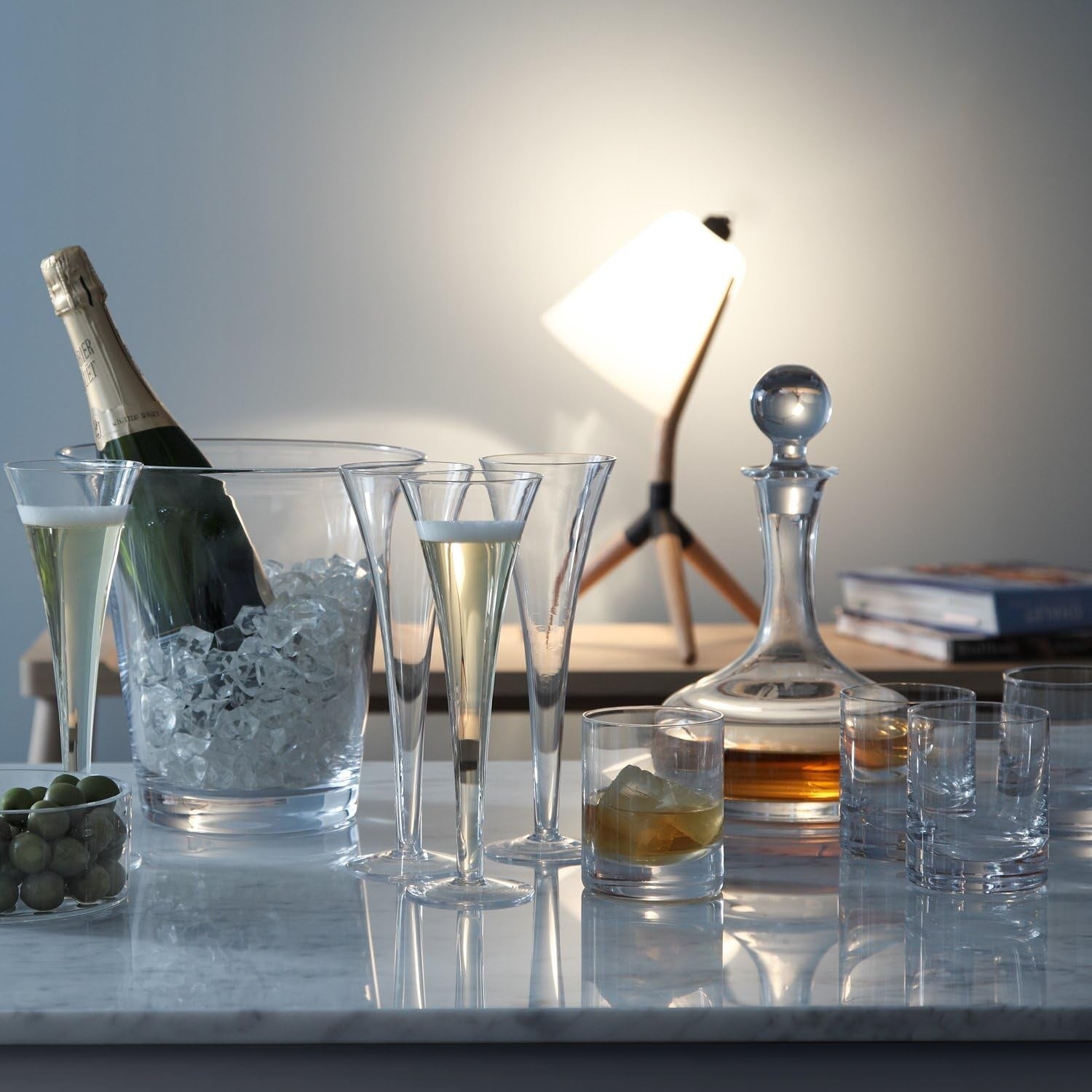 Luxury 1.6L Whisky Decanter Set with 4 Tumblers – Mouthblown Crystal Gift