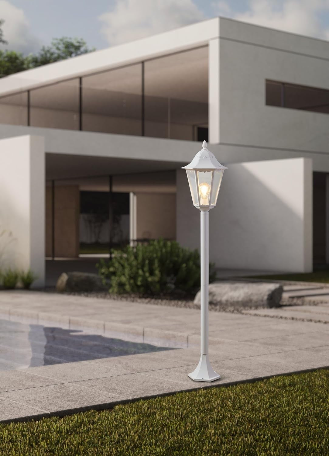 120cm Victorian Outdoor Lamp Post White Cast Aluminium