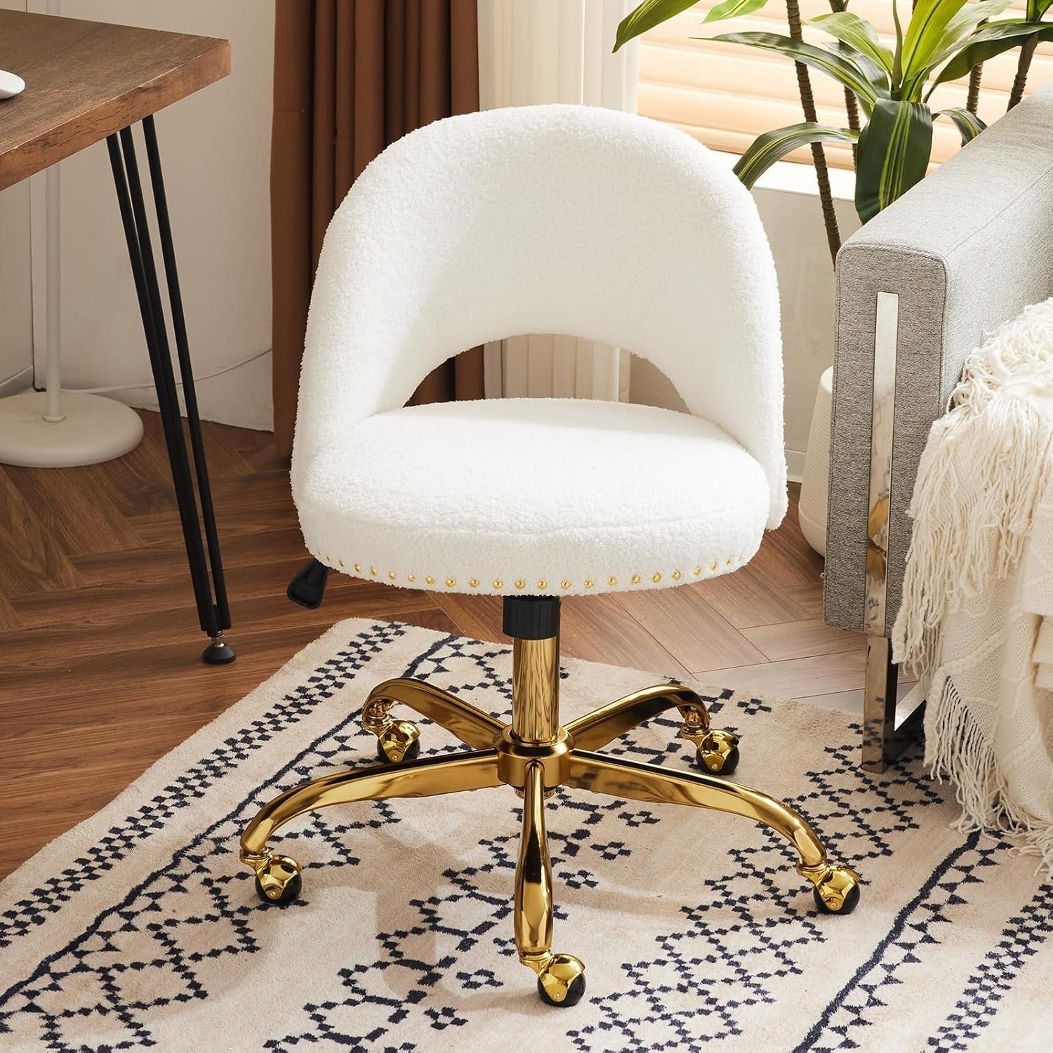 White Teddy Swivel Vanity Chair – Adjustable Height Desk Chair for Bedroom