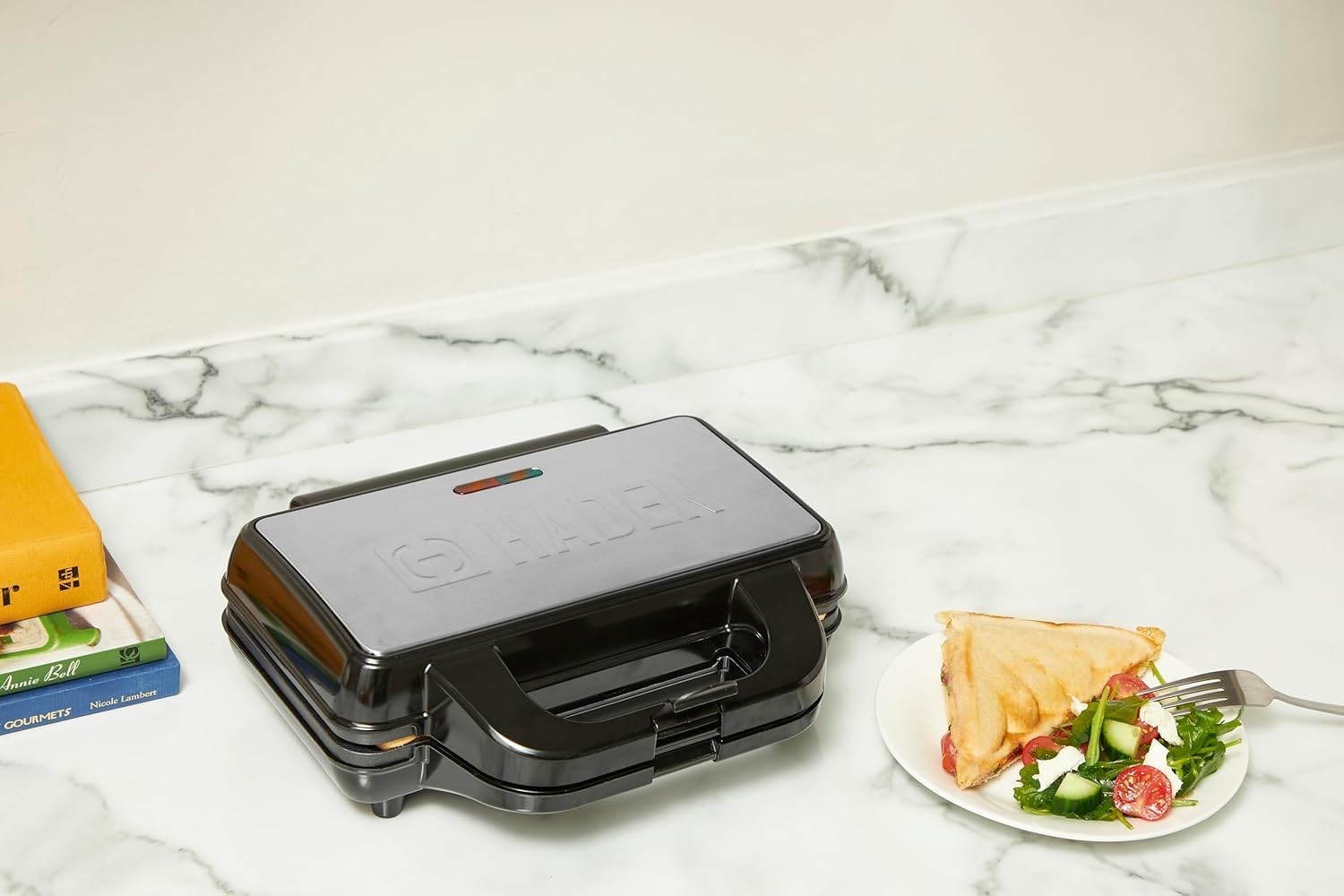 Deep Fill Sandwich Maker Non-Stick Compact Portable Toastie Maker Silver