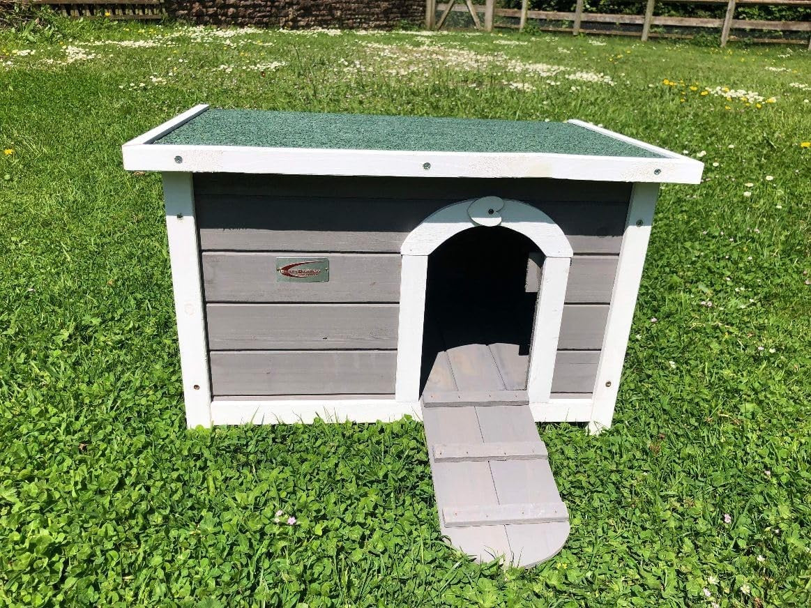 Deluxe Rabbit Hide House Outdoor Guinea Pig Shelter Weatherproof Run