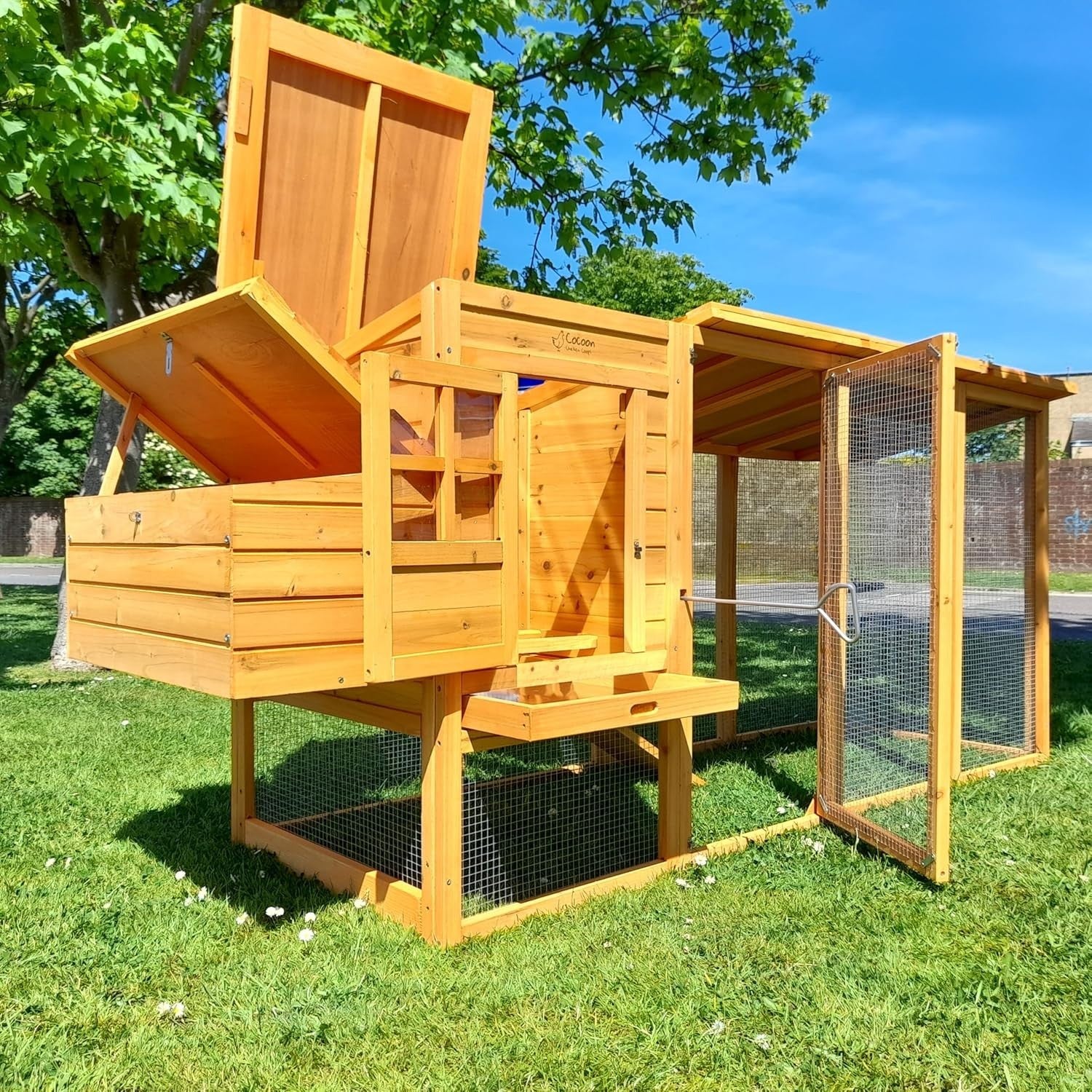 Wooden Chicken Coop with Covered Run Easy Clean Nest Box 3–4 Hens
