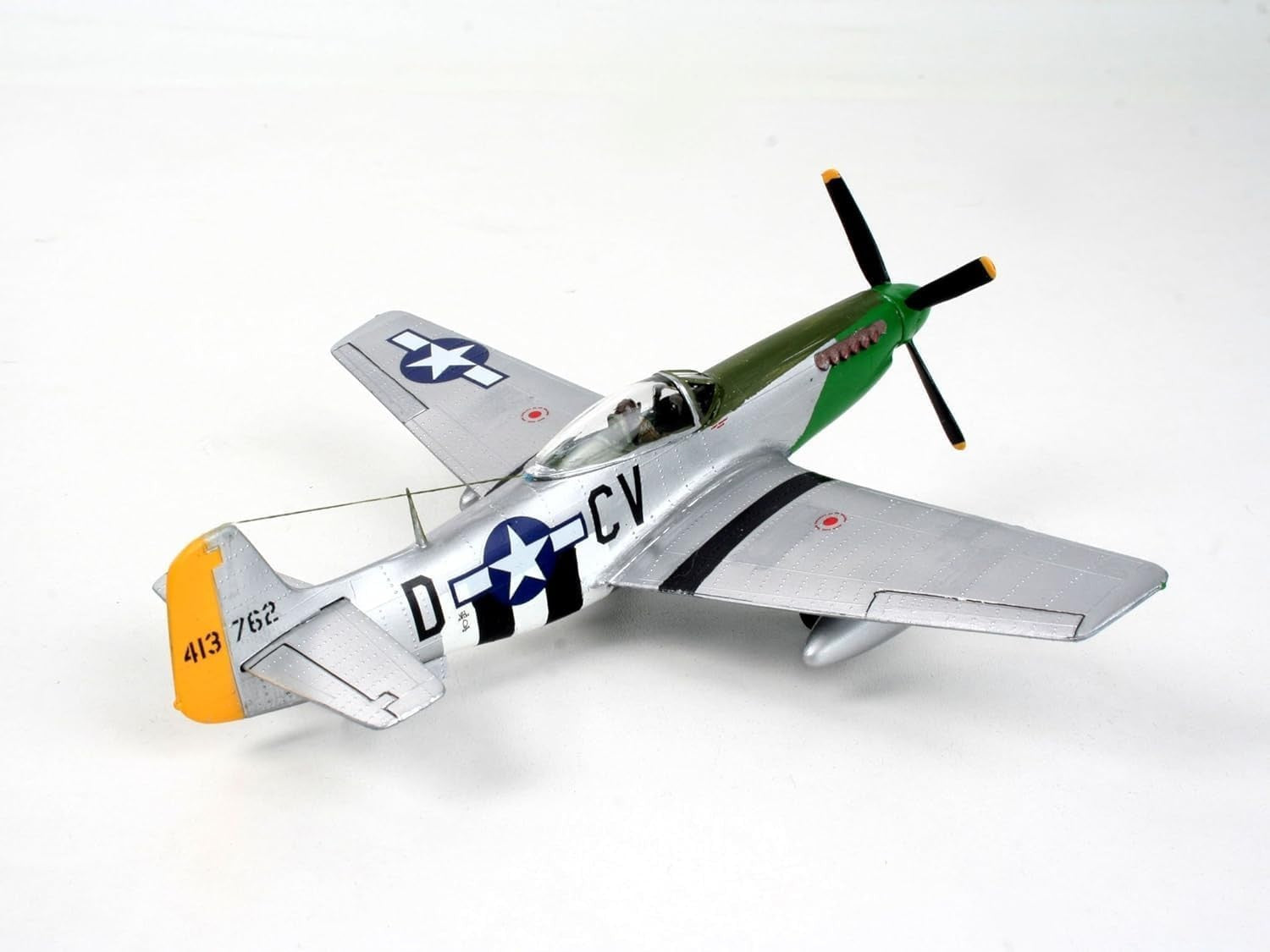 WW2 Fighter Plane Model Kit 1:72 Scale | Unpainted DIY Plastic Set