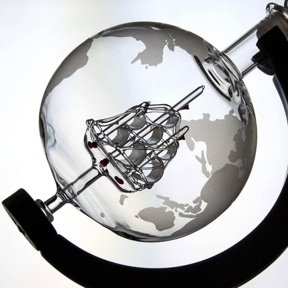 Globe Whiskey Decanter Set 850ml Glass Decanter 2 Glasses Rotating Stand