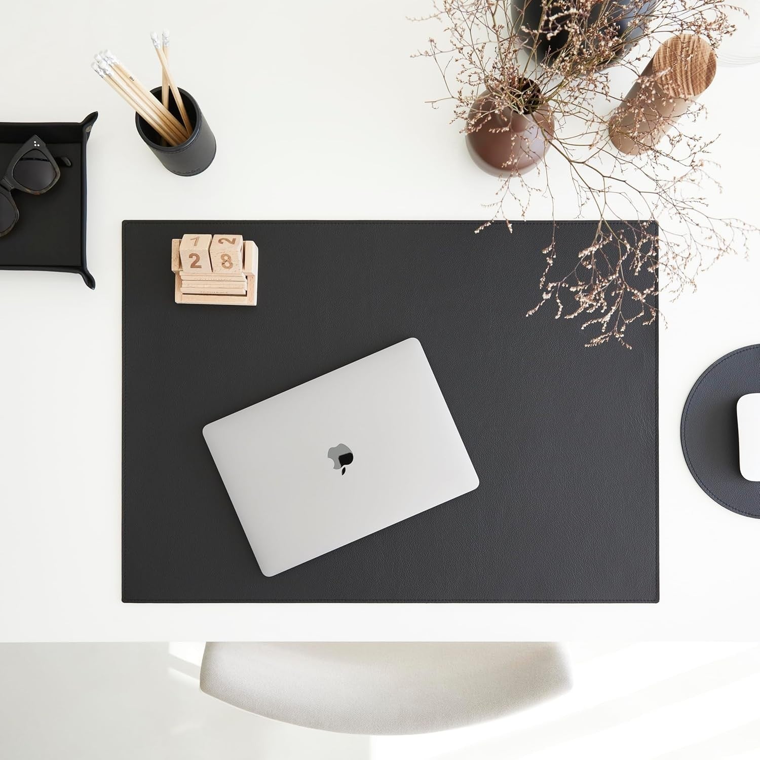 Leather Valet Tray Black – Desk Organiser for Keys, Coins & Jewellery