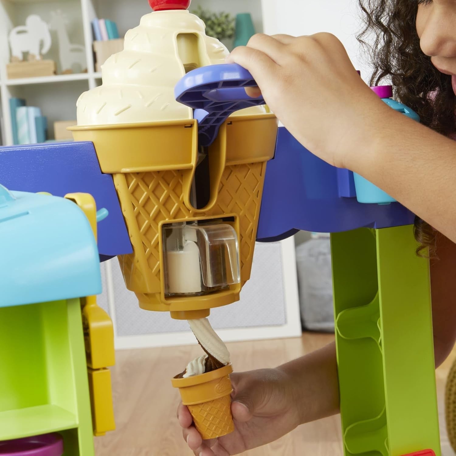 Kids Ice Cream Truck Playset Play Dough Kitchen Van Sounds 27 Accessories