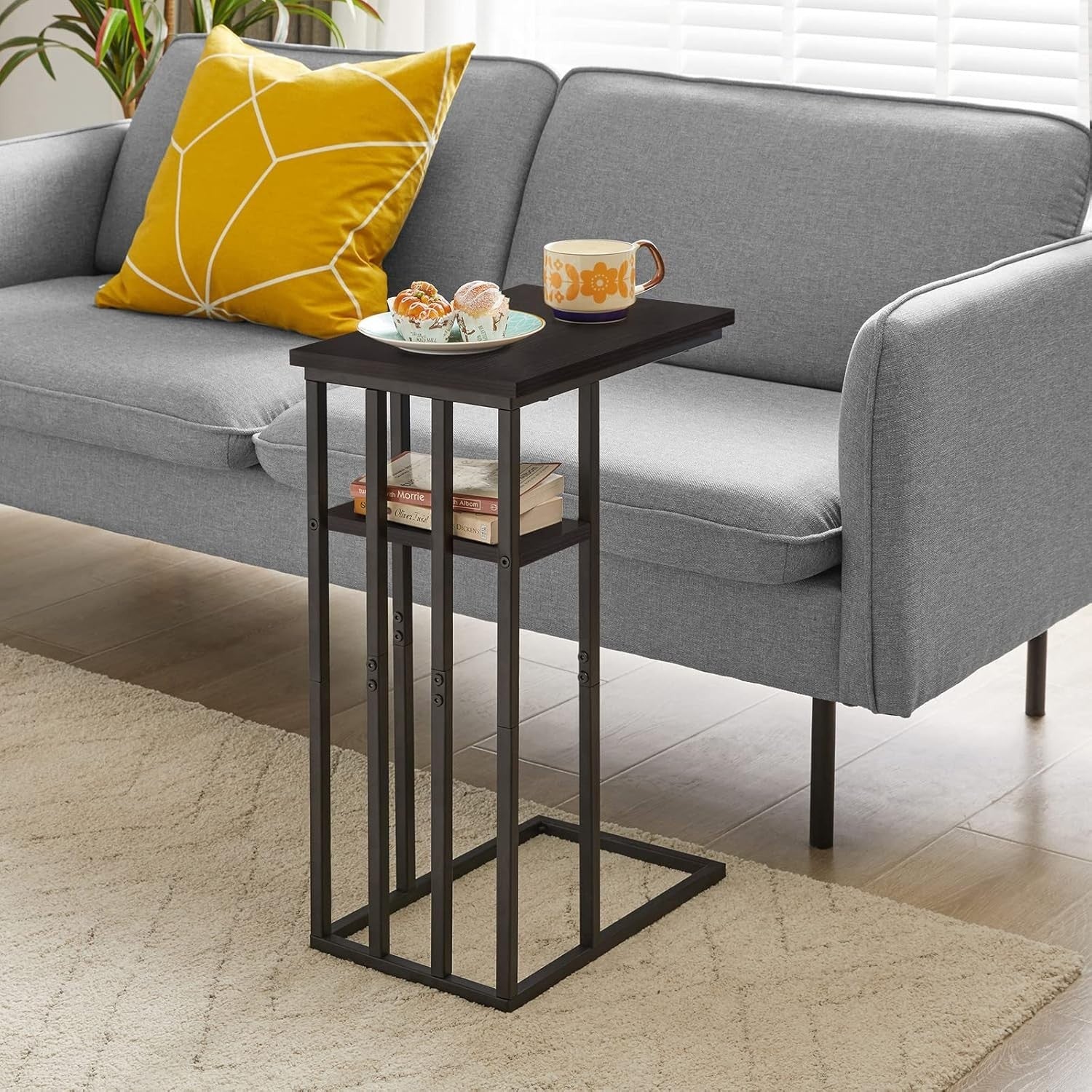 Black C-Shaped Side Table 40x26x61 cm | Small End Table for Sofa & Bed