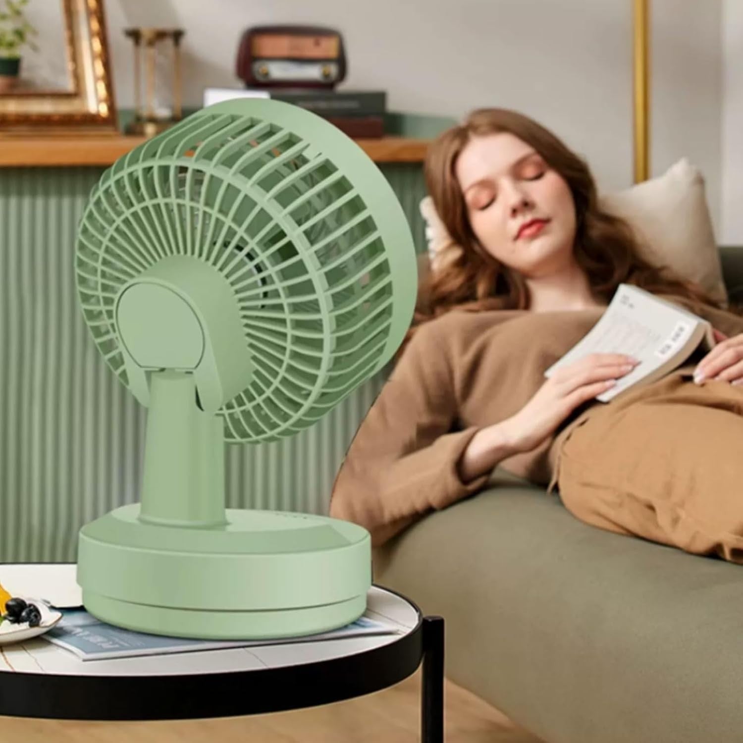 White Compact Desktop Fan – Silent 3-Speed Oscillating Mini Table Cooling Fan