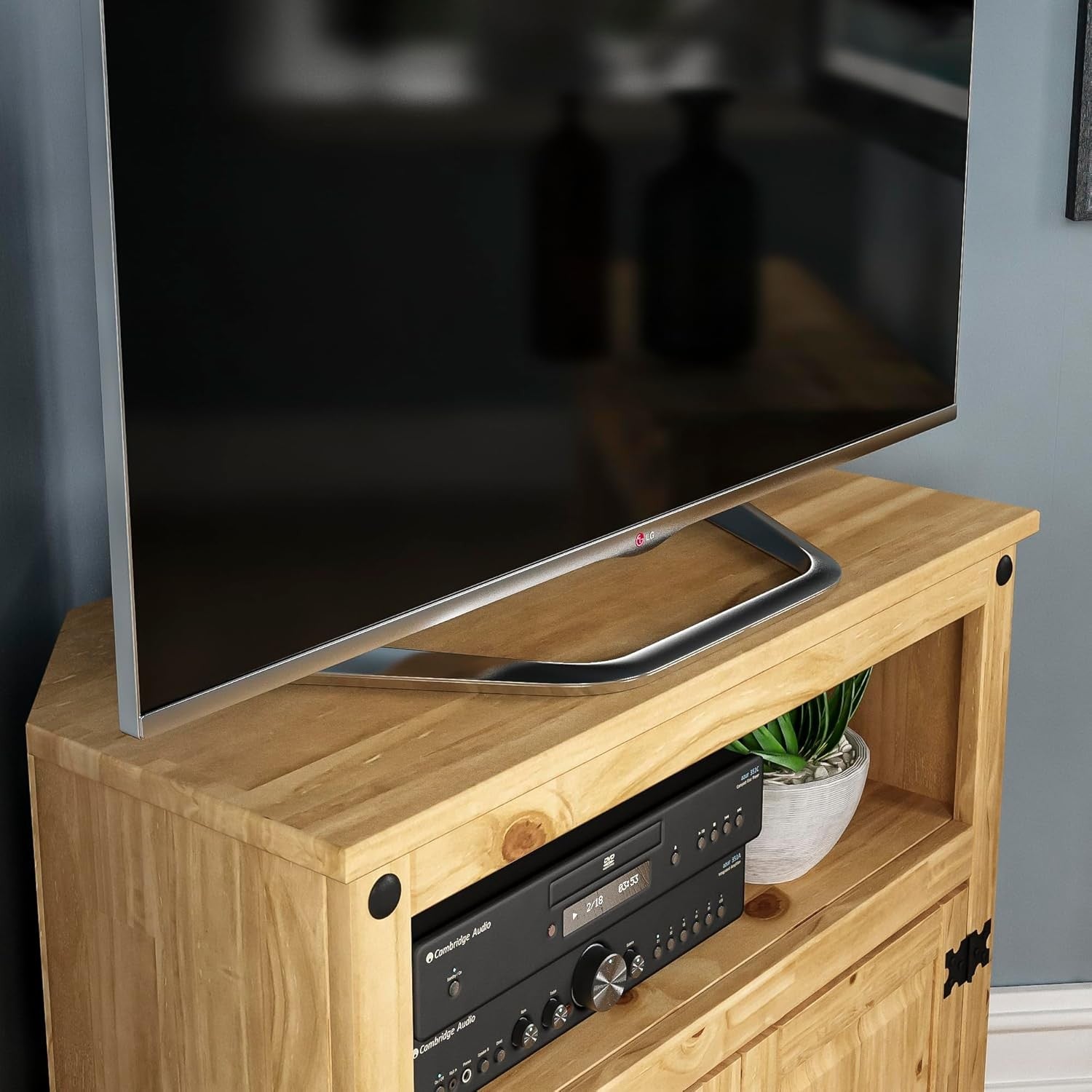 Rustic Solid Pine Corner TV Cabinet 2 Door Storage Unit 77cm Natural Wood