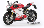 1:12 Scale Red Sports Bike Model Kit – Realistic Build, Display-Ready