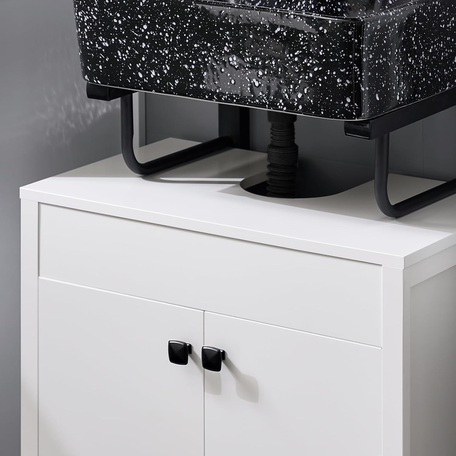 White Bathroom Vanity Cabinet 60cm Under Sink Storage Unit with Double Doors