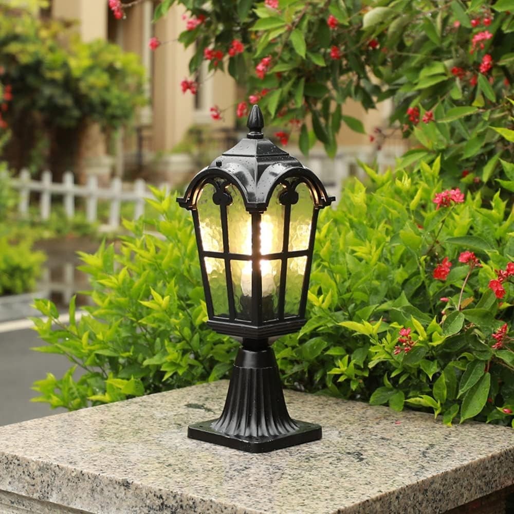 Vintage Outdoor Post Light – Retro Garden Lantern IP55 Weatherproof (B)