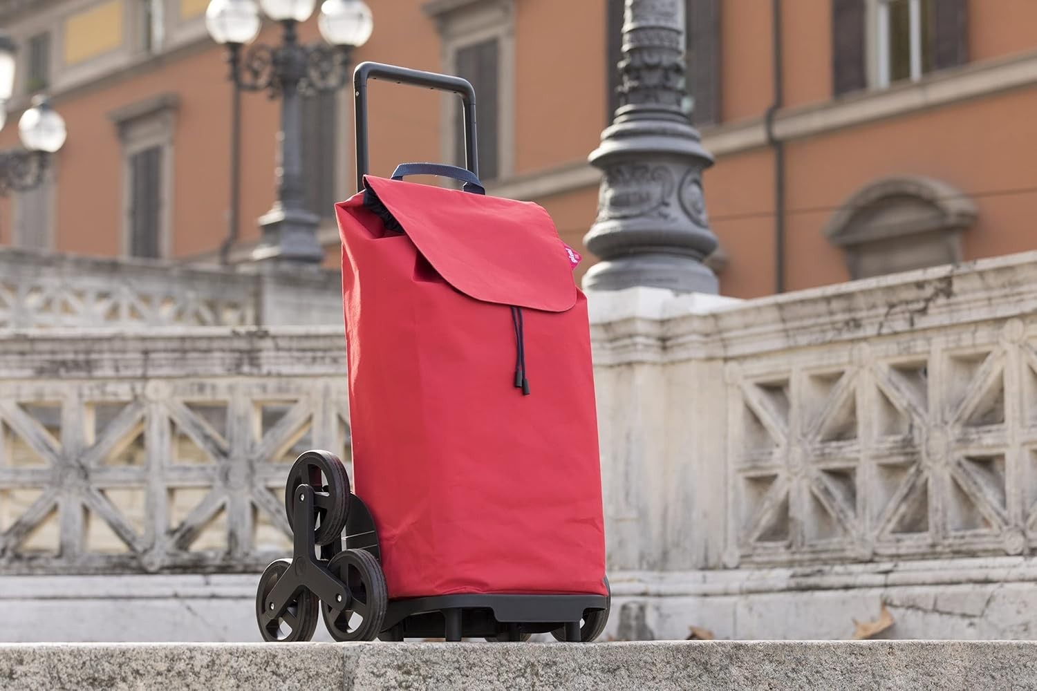 Foldable Waterproof Shopping Trolley with Stair-Climbing Wheels – 52L