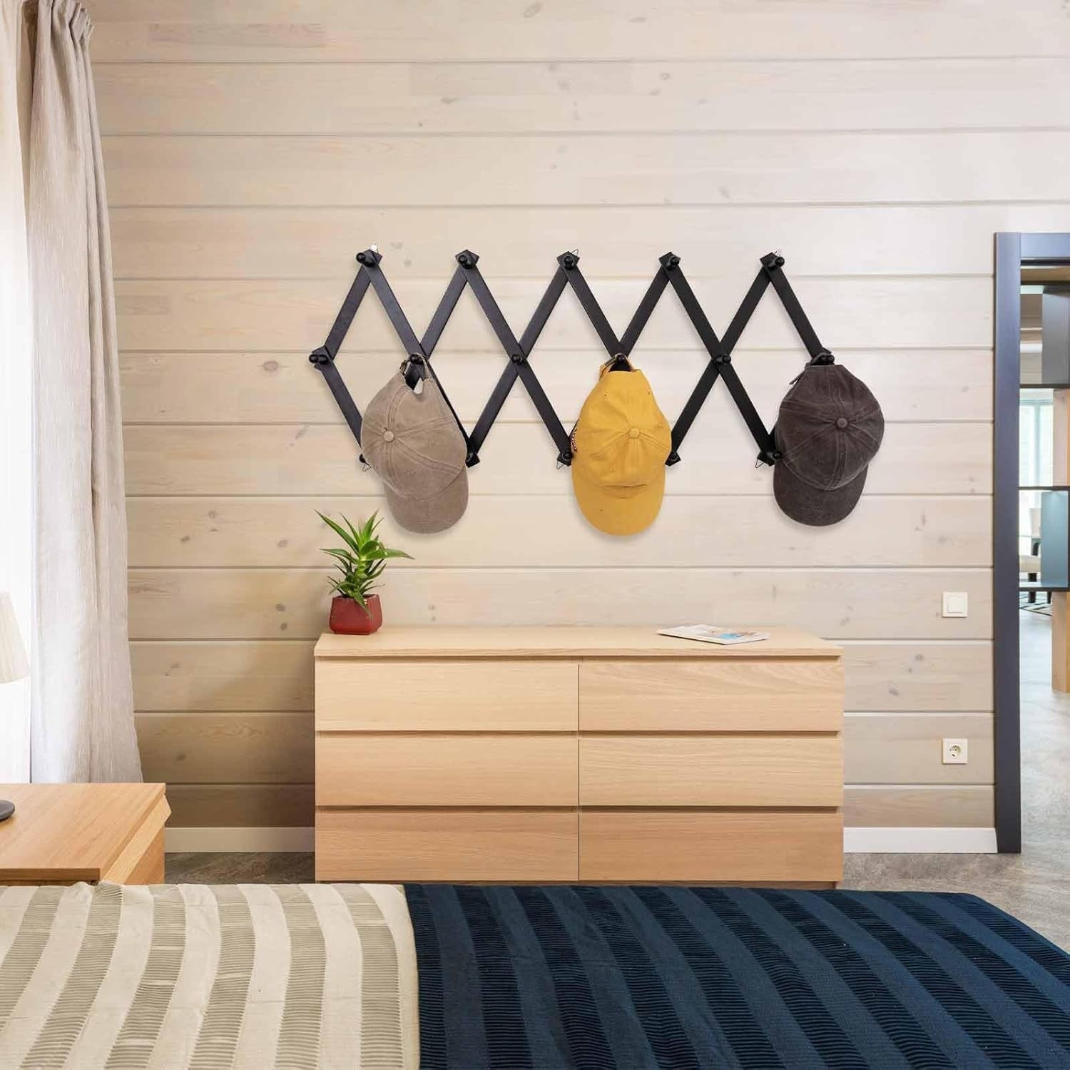 Black Wooden Wall Hat Rack 16 Hooks Expandable Accordion Coat Organizer
