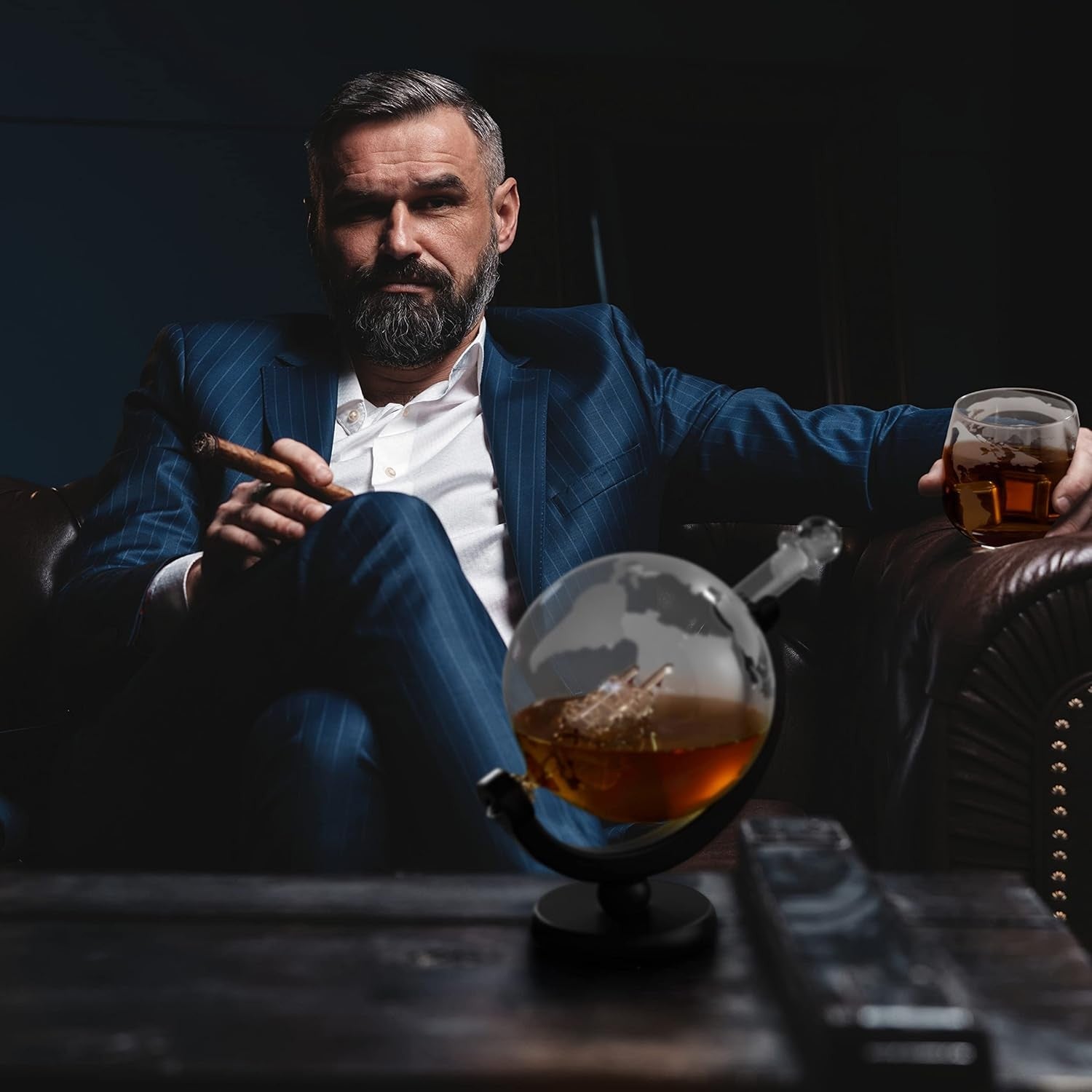 1500ml Globe Whiskey Decanter Set with Glasses Stand Stones Gift for Men