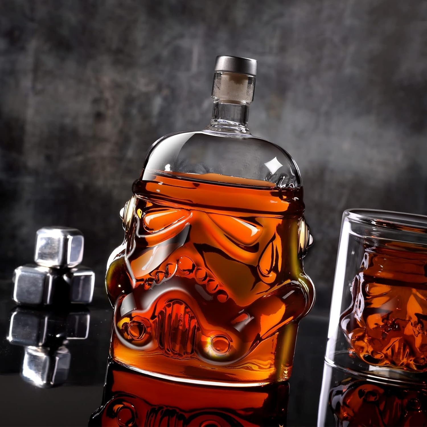 750ml Whiskey Decanter Set with 2×150ml Glasses Helmet Design Novelty Gift