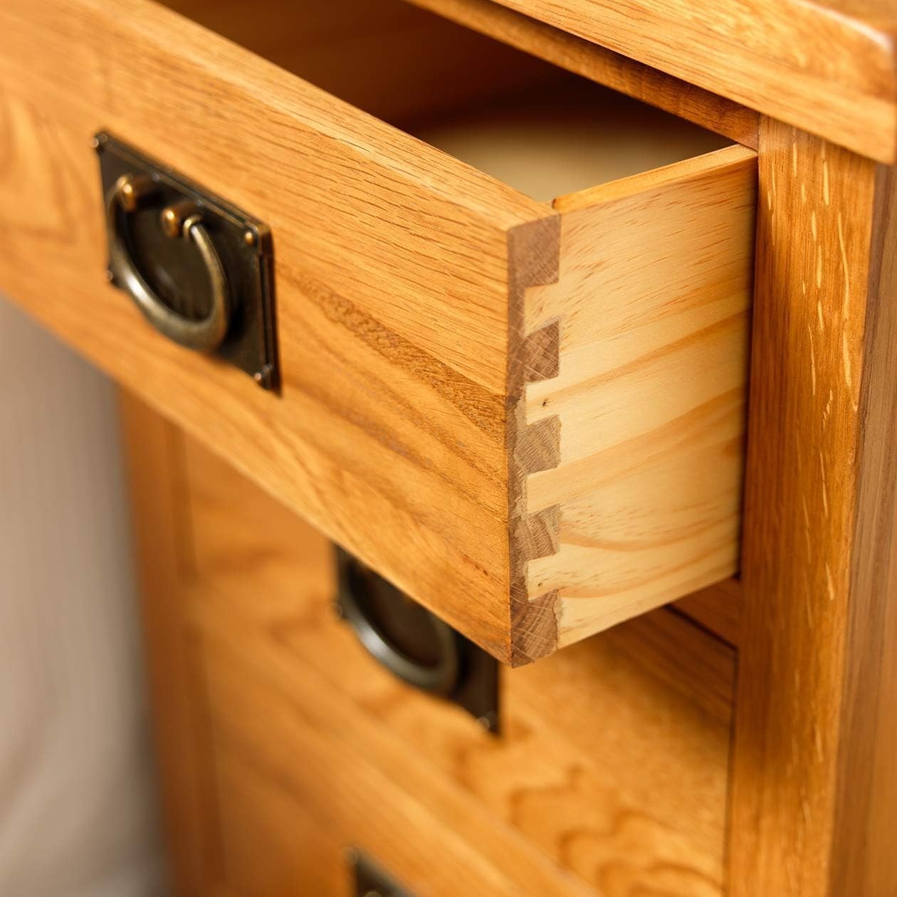 Rustic Oak 3 Drawer Bedside Table – Solid Wood Nightstand Storage Cabinet