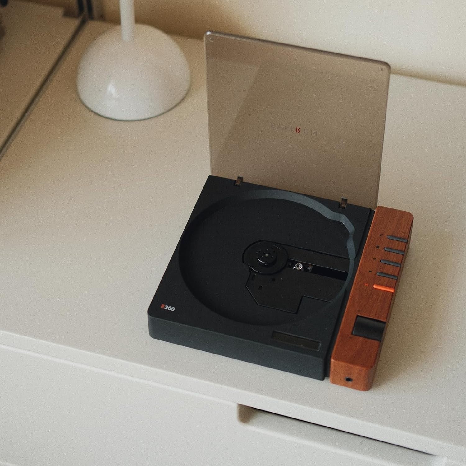 Portable Retro CD Player Bluetooth SPDIF Out Rechargeable Vintage