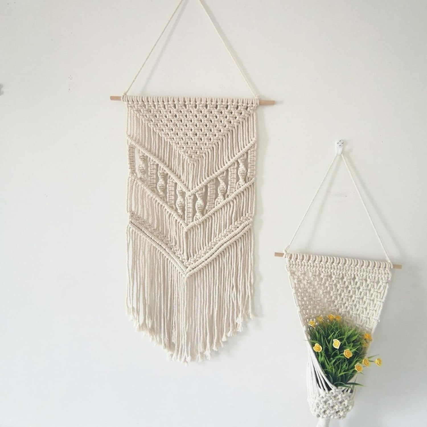 Boho Wall Decoration, Macrame Wall Hanging Tapestry with Tassels