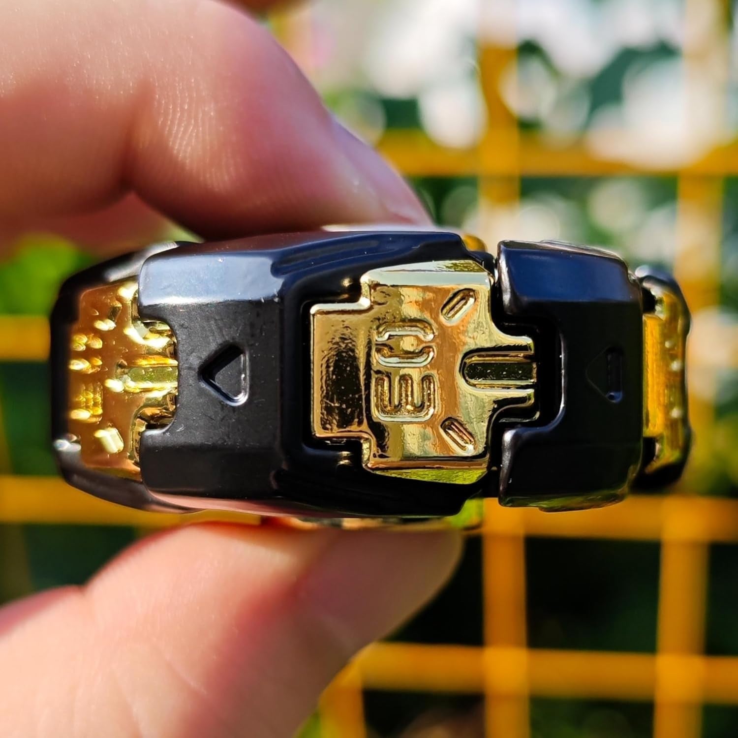 Black Gold Metal Fidget Spinning Top Open Armor Magnetic EDC Toy