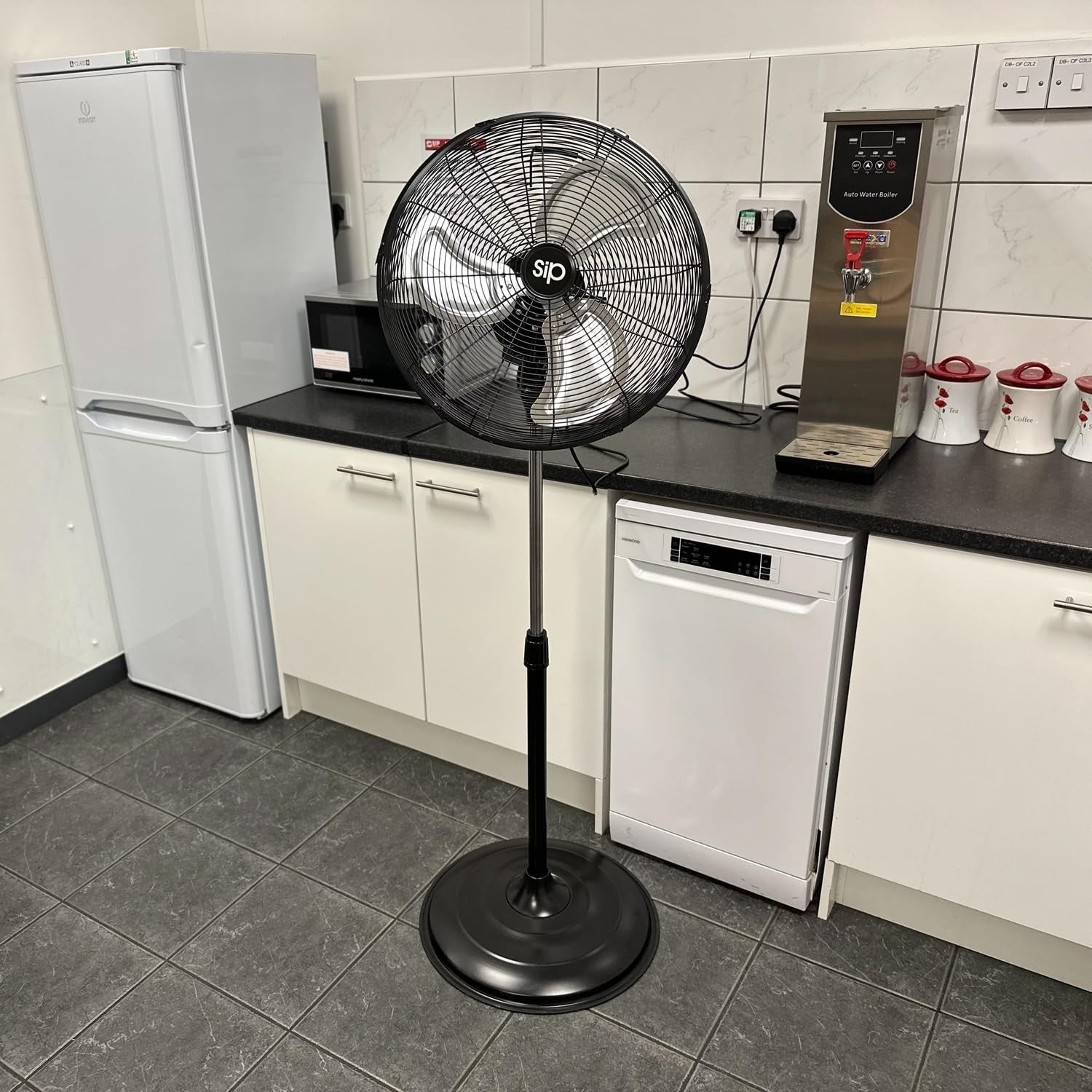 18" Oscillating Pedestal Fan – Heavy Duty 3-Speed Industrial Floor Cooling Fan